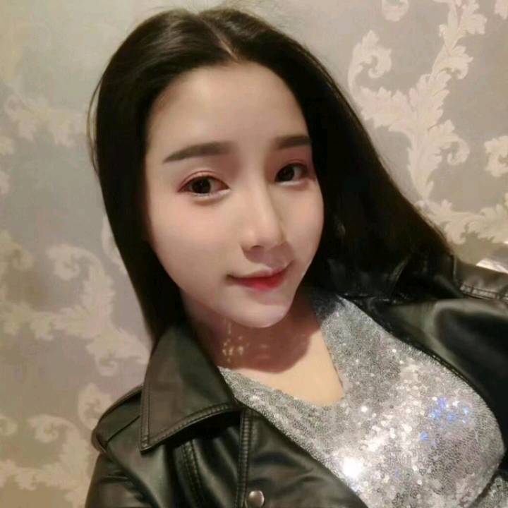 佛山禅城的小希希   胸大 身材好